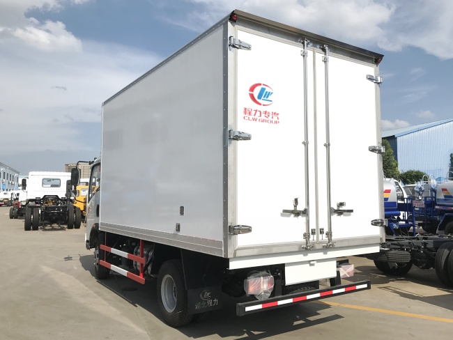 (厢长4.0米)重汽豪沃冷藏车