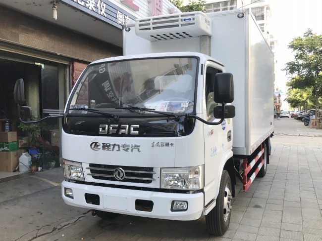 (厢长4.0米)东风多利卡冷藏车
