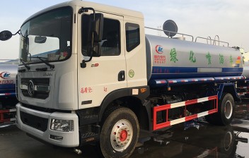 东风大D9洒水车(15立方)